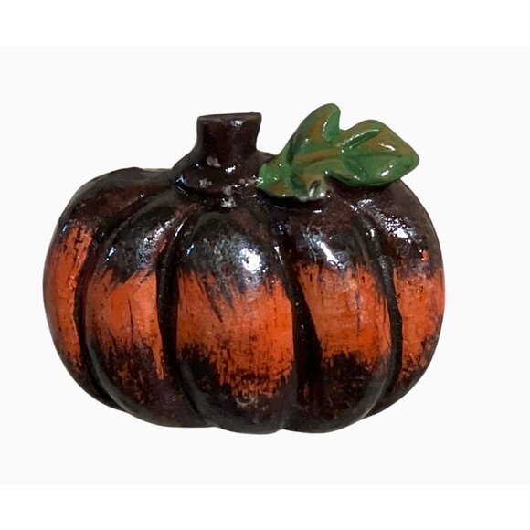 Fall Autumn Painted Pumpkin Lapel Pin Brooch - Picture 1 of 7